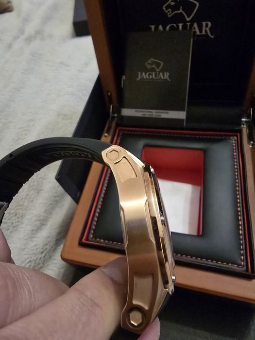 Часовник Jaguar ЧИСТО НОВ!!! Бартер