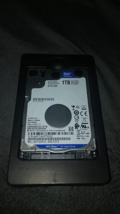 Продам жёсткий диск на терабайт.