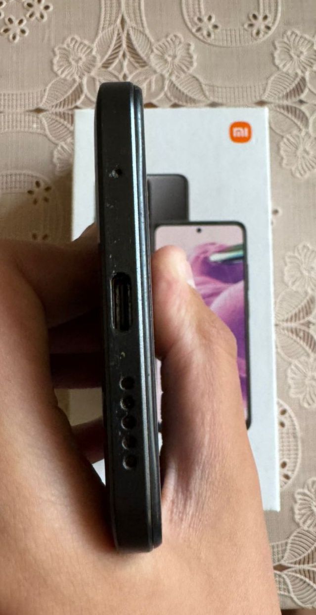 Redmi note 12s  в хорошем состоянии