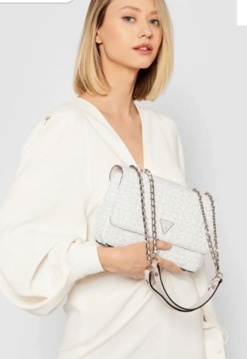 Guess Cessily дамска чантичка