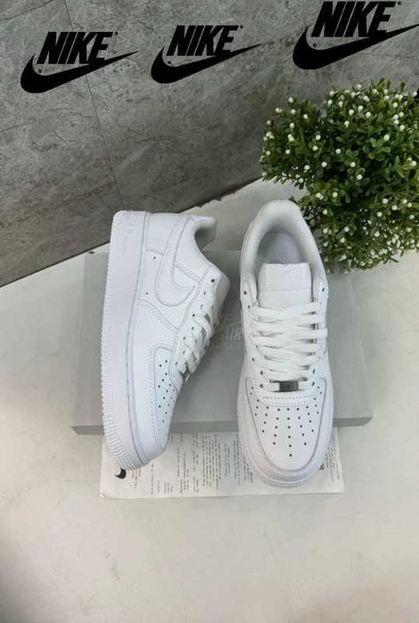 Nike Air Force 1 Low '07 Alb Mărimea 44