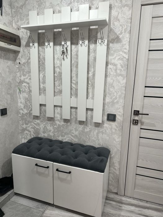 Продам мебель в прихожую