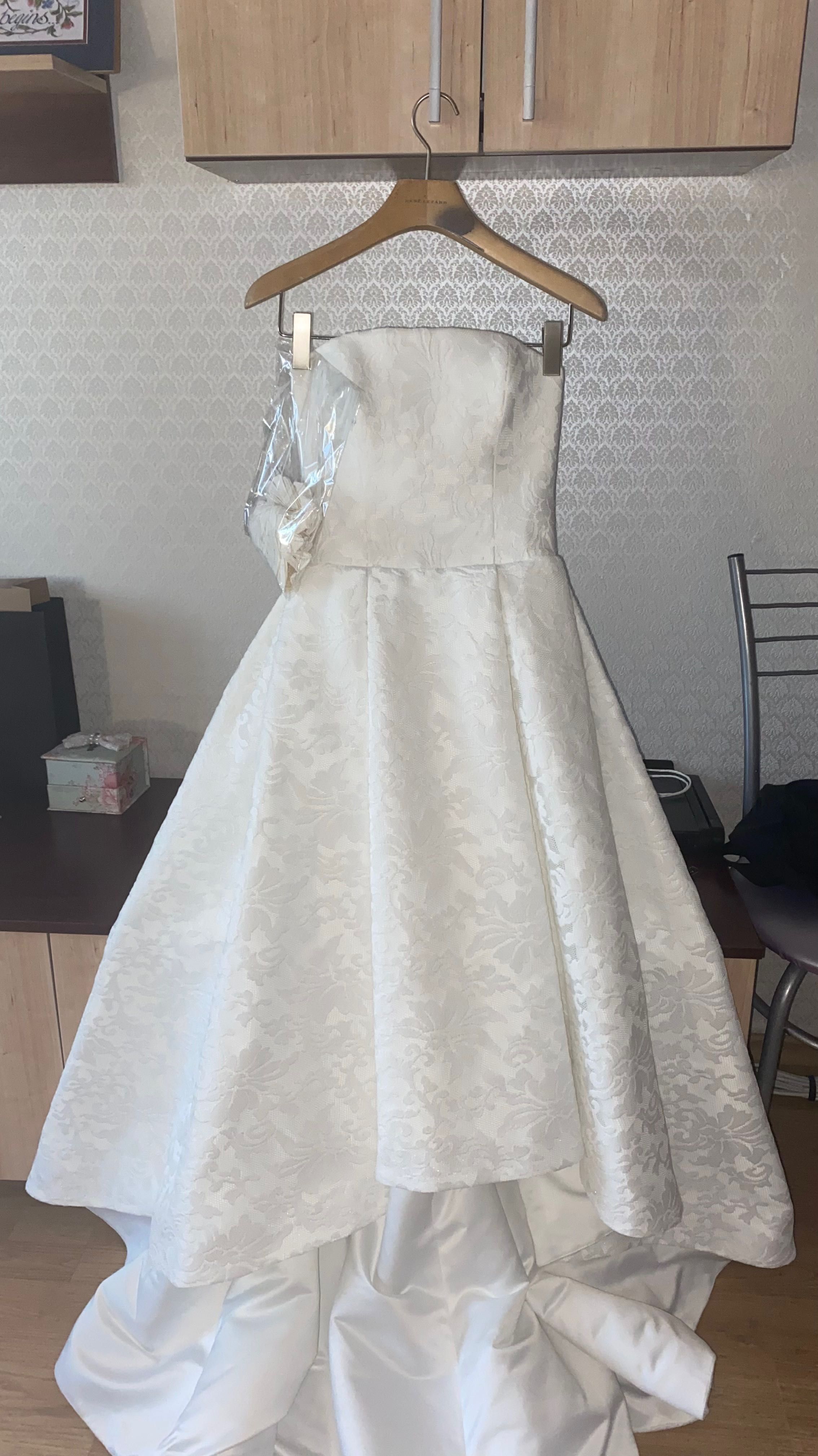 Свадебное платье белое выпускное платье