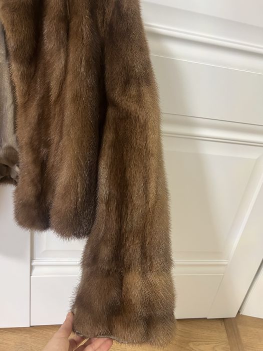 Blanita deosebita de nurca