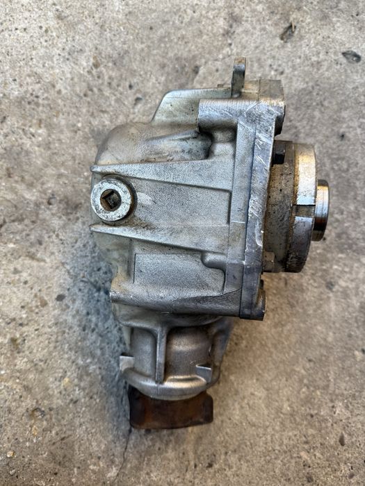 Diferential,grup fata Honda CR-V\2.2D\2011