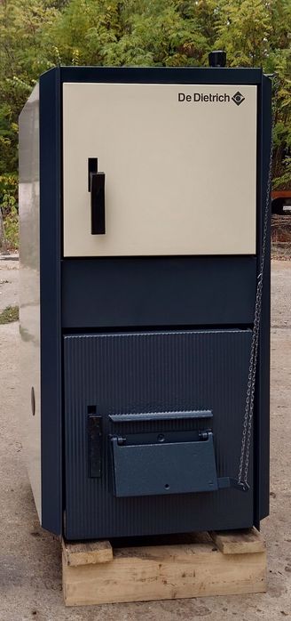 Чугунен котел на твърдо гориво Де Дитрих / De Dietrich 35 kW