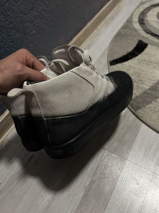 Balenciaga Arena Gradient