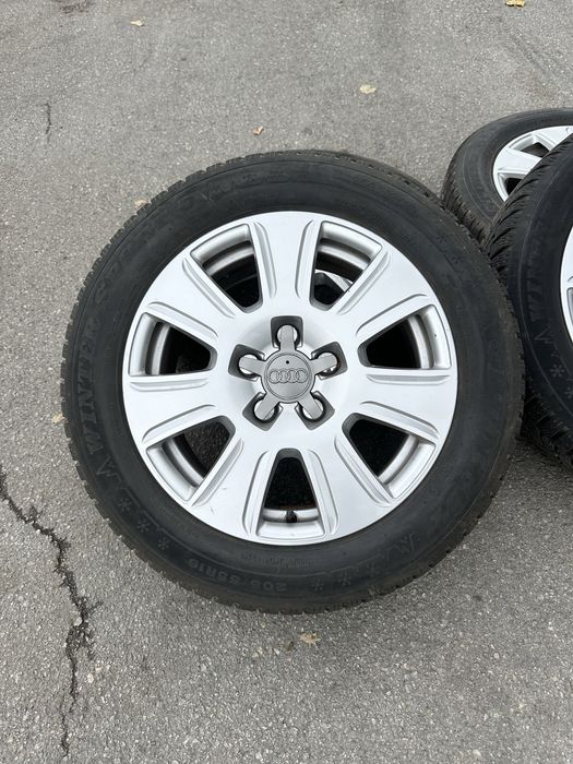 Гуми с Джанти оригинални AUDI R16