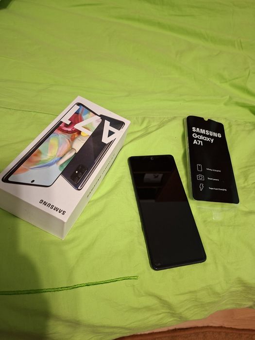 Vand Samsung A71 în stare impecabila