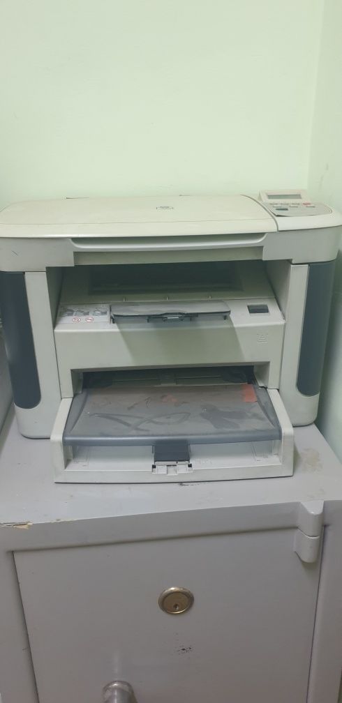 Принтер МФУ HP LaserJet M1005 MFP