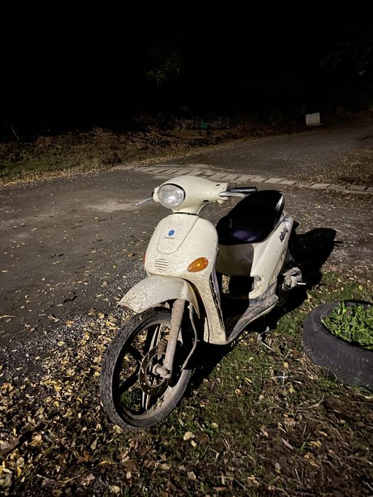 Vând scuter piaggio liberty 49cc