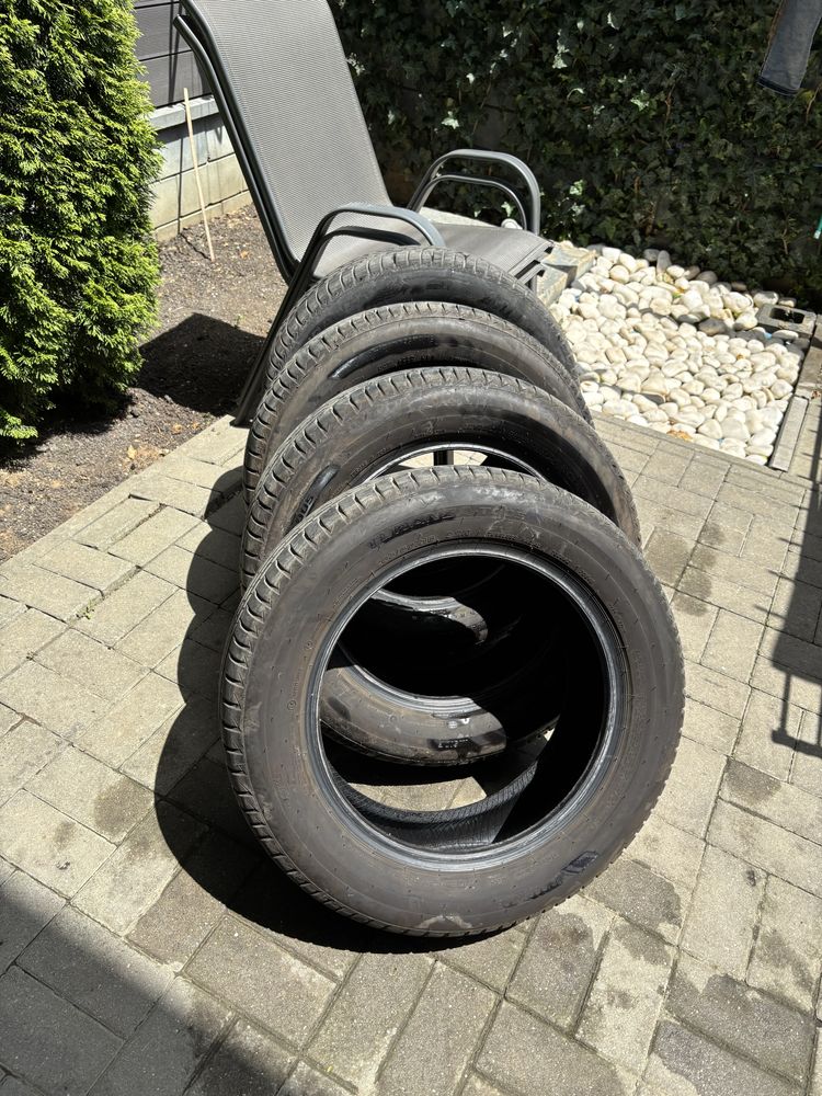 Vand set 4 cauciucuri Bridgestone Turanza Toos 205/60/R16 dot 2024