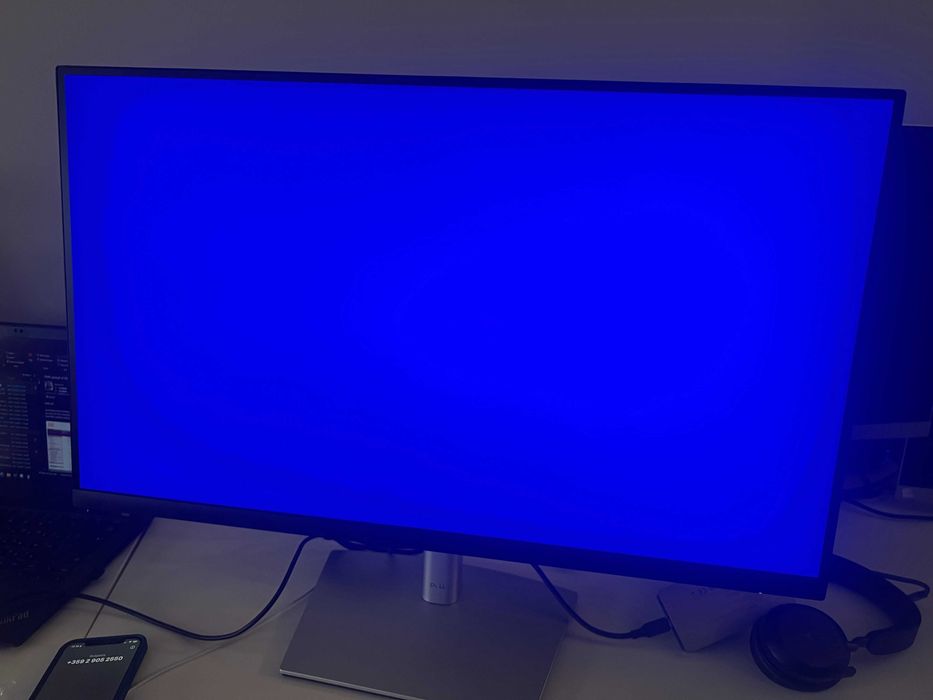 Монитор Dell P2723E + Webcam Logitech C925e