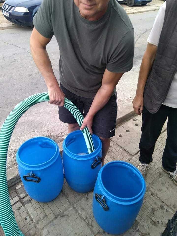 Мелене на грозде по домовете
