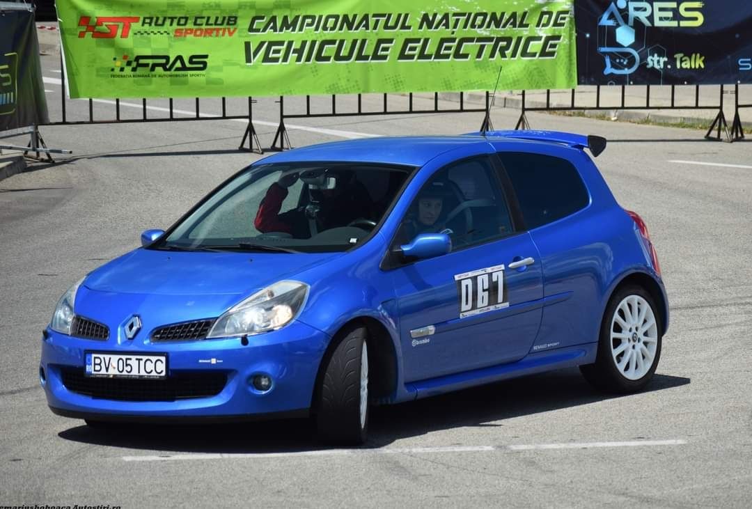 Vand Renault Clio 3 RS sau schimb