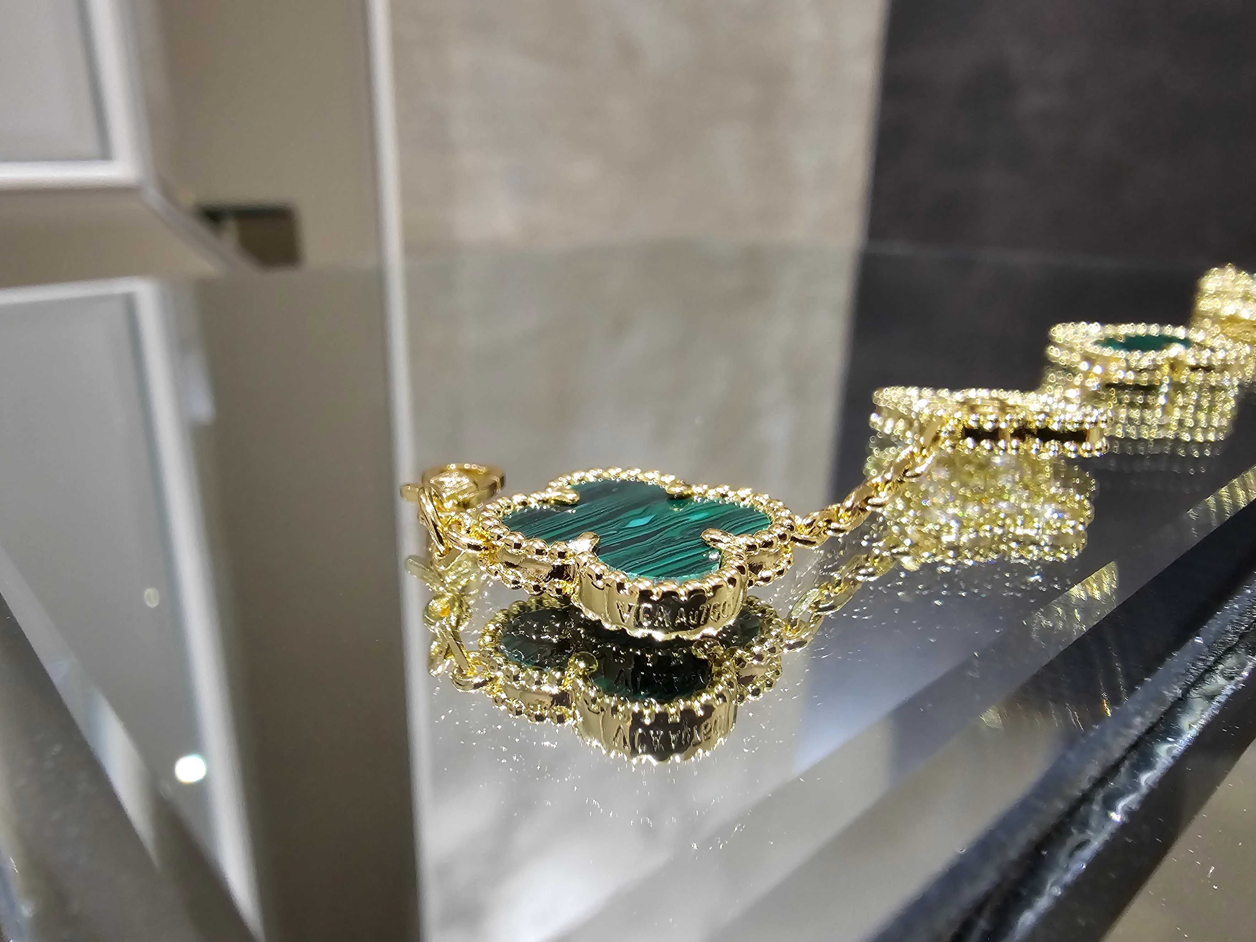 Van Cleef & Arpels VCA Gold Green 5 Alhambra Clover Дамска Гривна