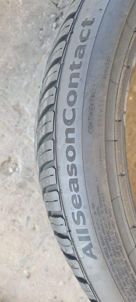 2 anvelope M+S Continental 255/35/19