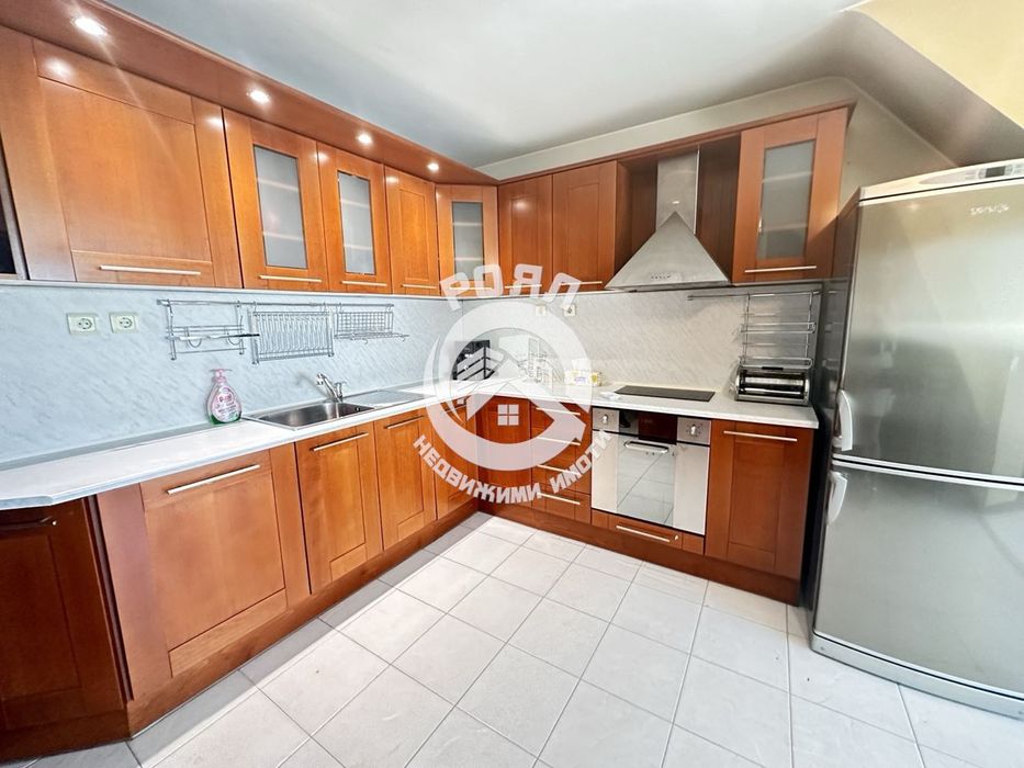 Продава се Мезонет в Пловдив, Център - 145 кв.м за 1690 €/кв.м - Снимка #3