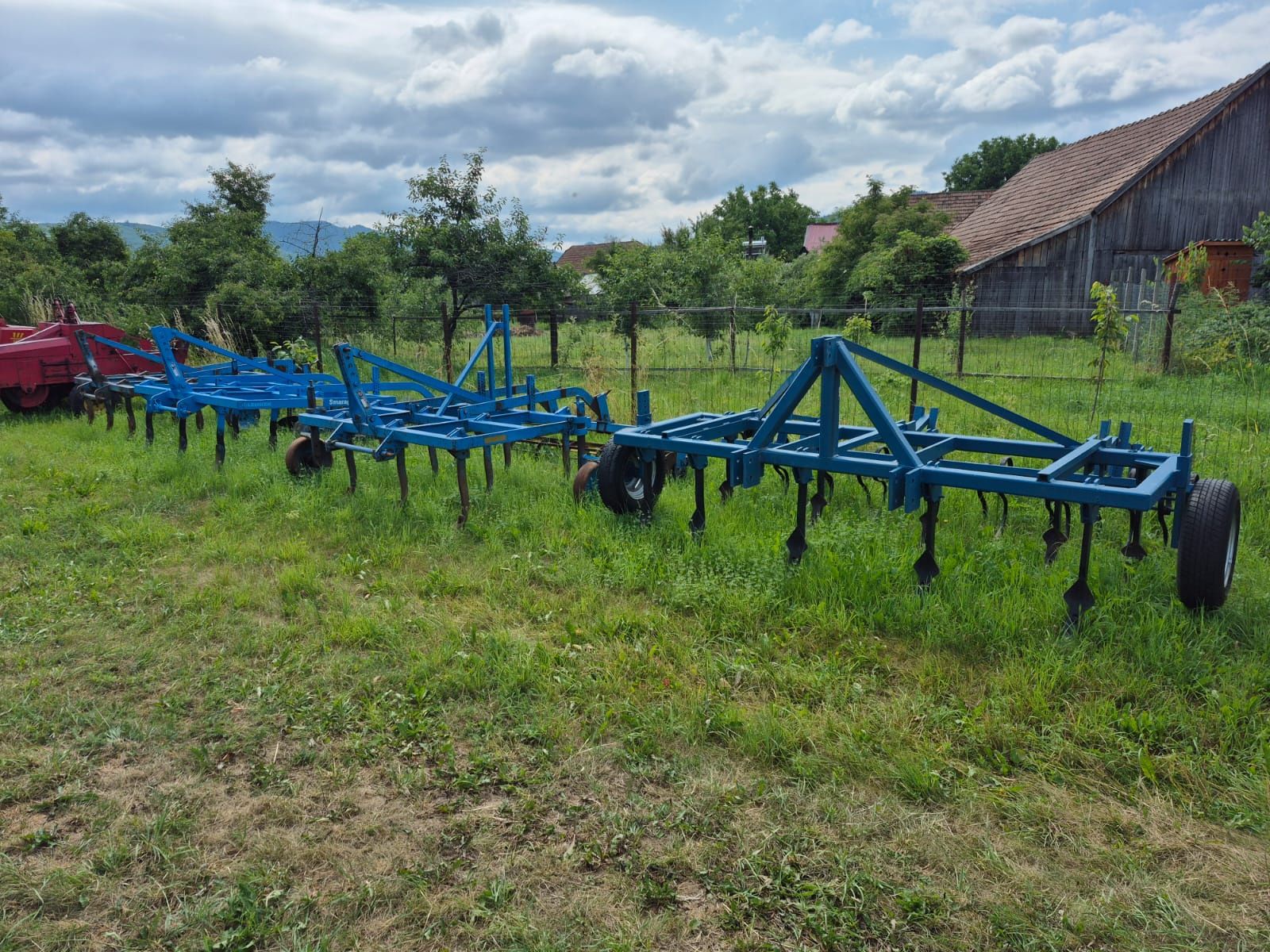 Gruber,cultivator,scarificator 2,2-3 m.Lemken Smaragd