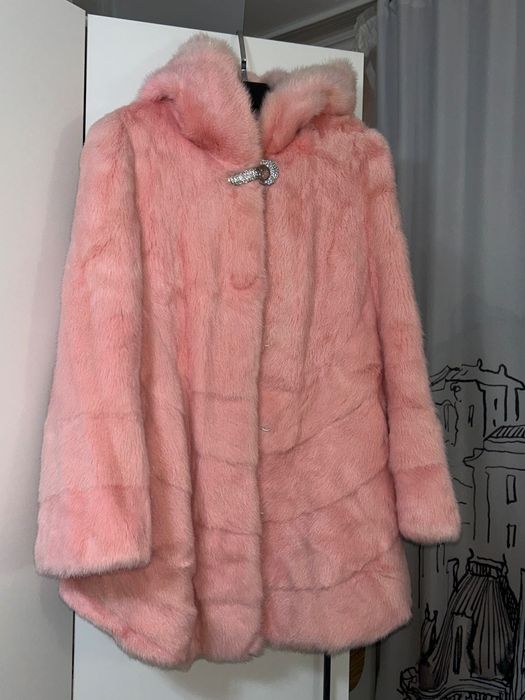 Шуба норковая, розовая