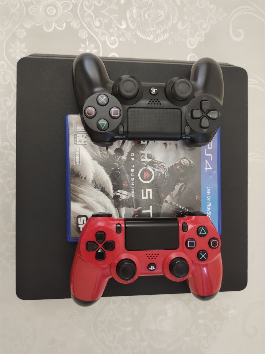 Продается Playstation 4 slim с 1 Тб памяти и с подпиской Ps Plus Extra