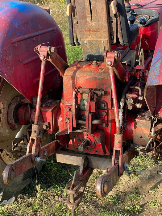 Tractor internațional 633