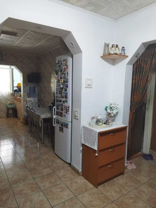 Apartament 4 camere Zona Pantelimon Mega Mall