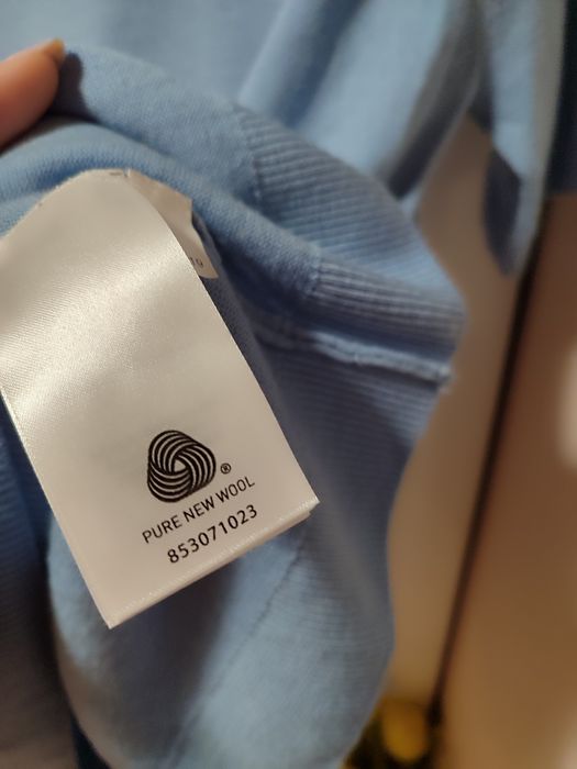PETER HAHN 100%Pure Wool