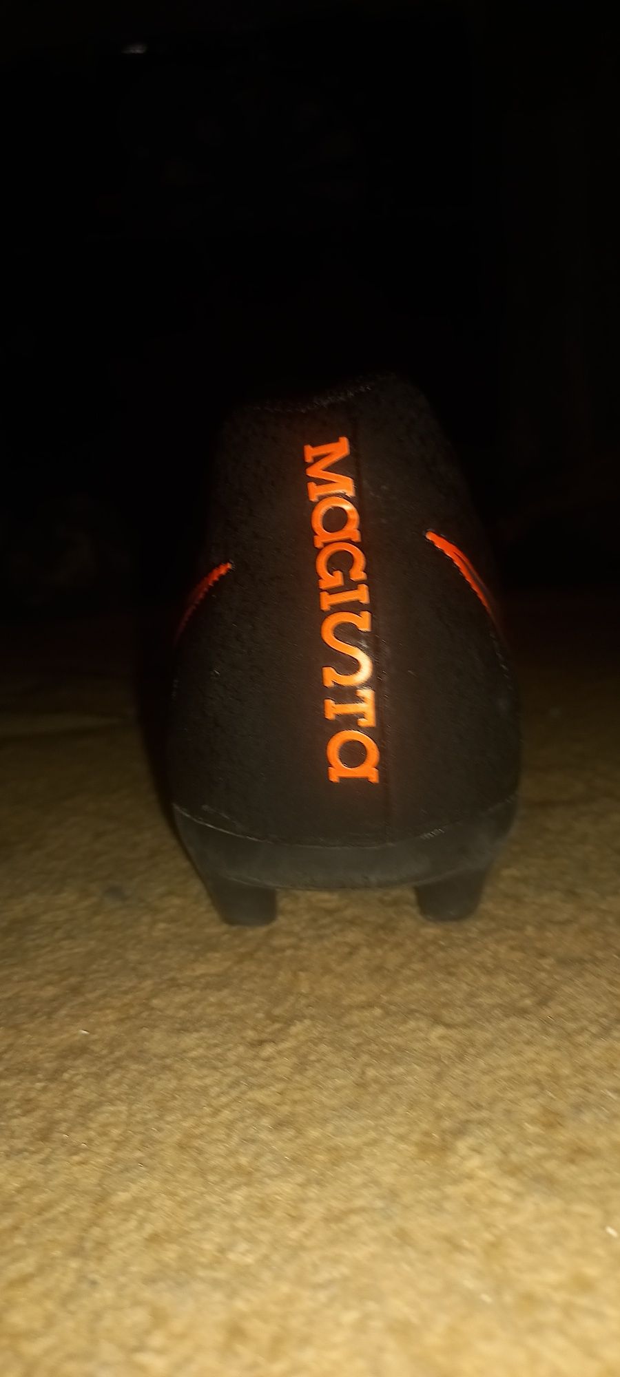 Бутонки Nike Magista