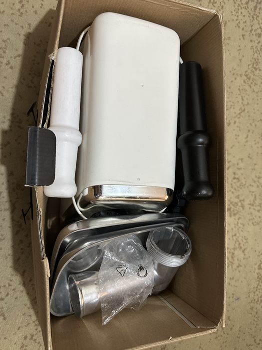 Мясорубка электрическая