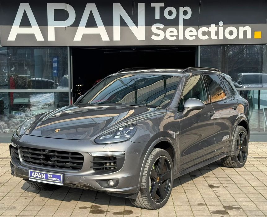 Porsche Cayenne Porsche Cayenne S