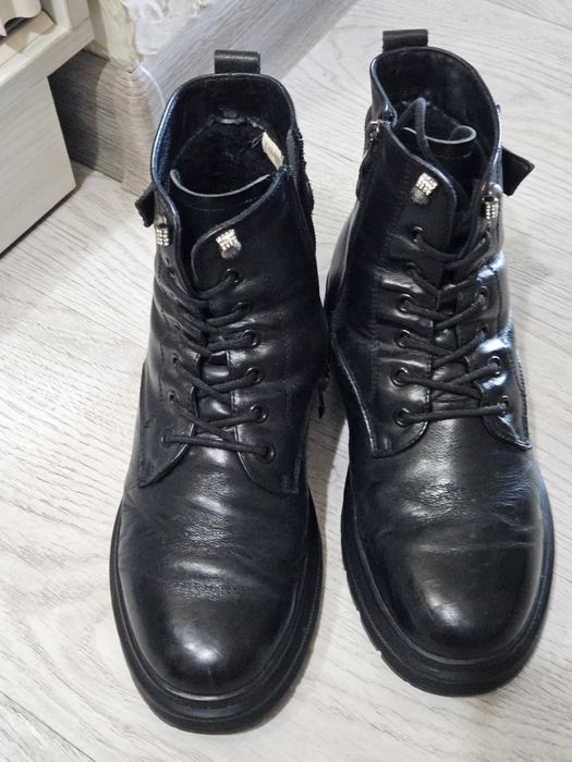 Зимние женские ботинки