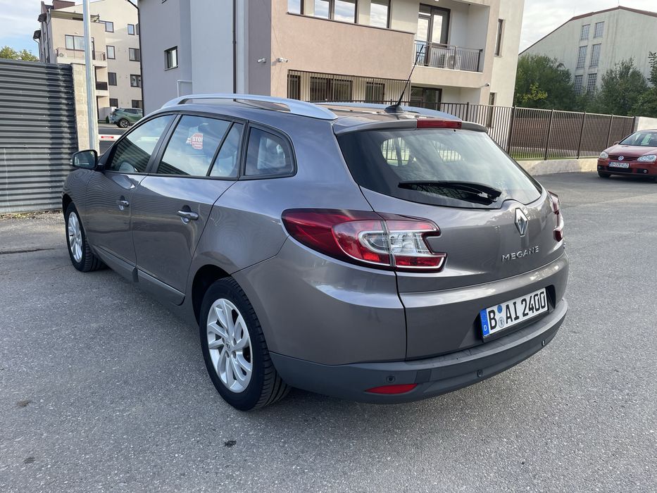 Renault megane facelift 1,5 dci 110cp 6+1 viteze