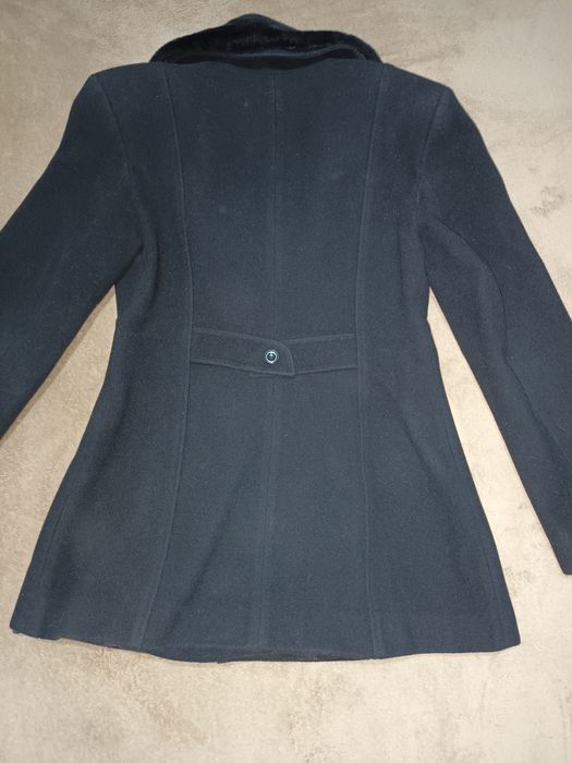Palton negru gros, mărimea 40, Dika