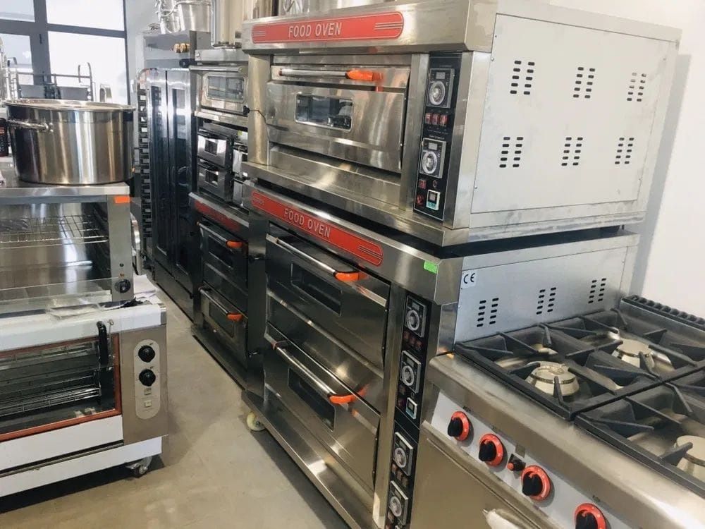 1.Двойна фурна за закуски нова внос от Европа 13 KW - една година гара