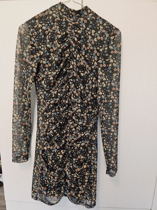 Миди рокли Glamorous