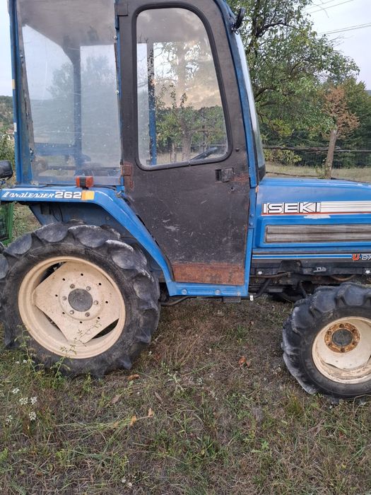 Tractor iseki 26 cai