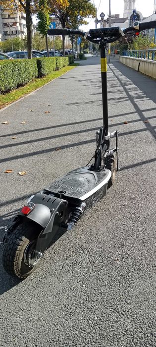 Trotineta electrica 1000W Adulti +45kmh max 200KG suspensie fata-spate