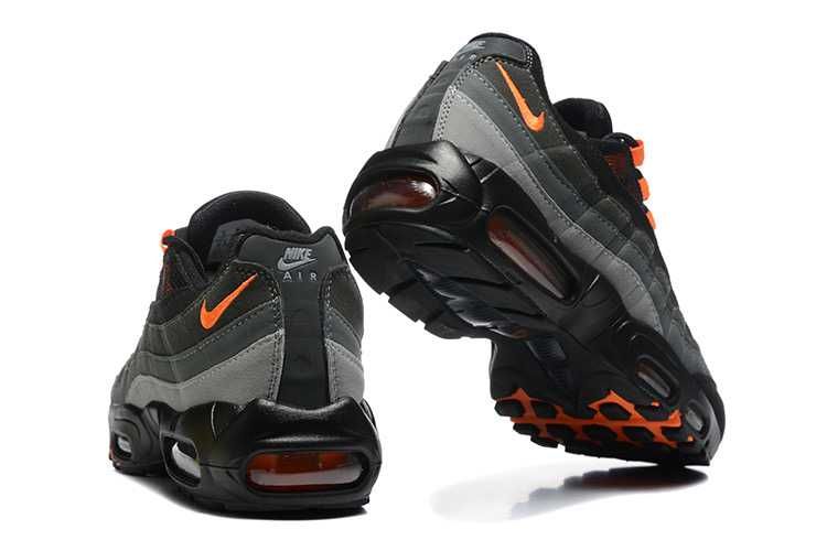 Мъжки маратонки Nike Air Max 95 налични 43 и 44