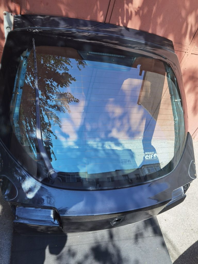 Hayon haion cu luneta Renault Laguna 3