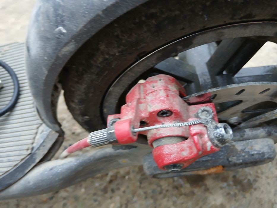 Vând trotinetă xiaomi