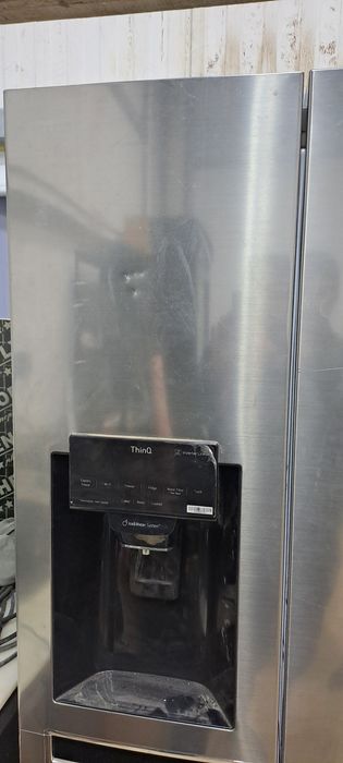 Хладилник с фризер LG side by side