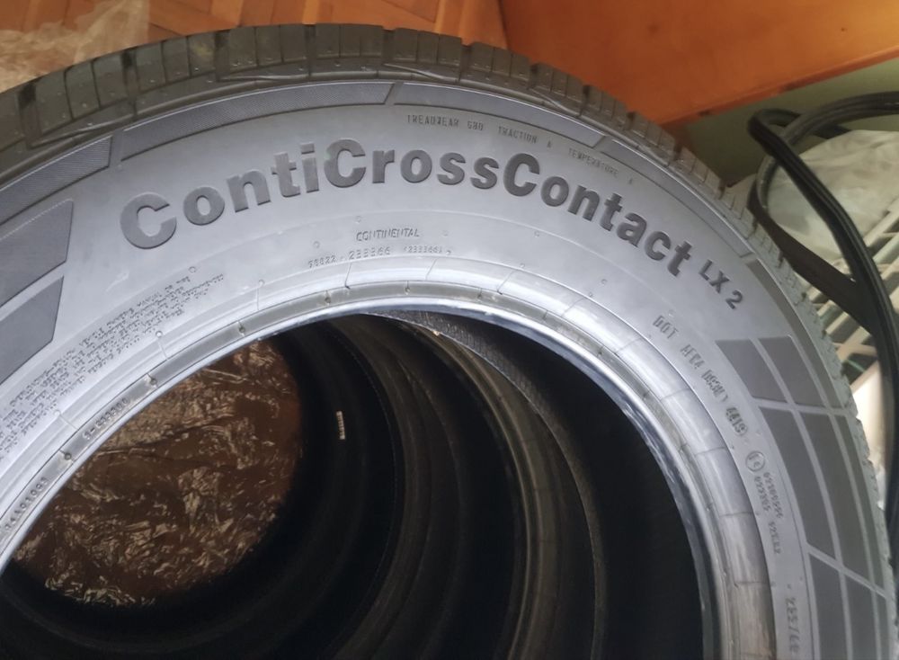 Джипови гуми Continental 255/60/18