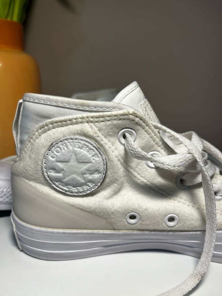 Converse Chuck Taylor 159547C Side Street Mid New 36 Rare White