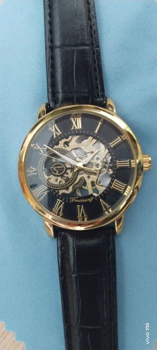 Часы механические новые