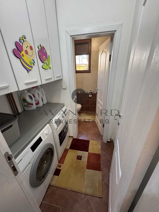 Продава се Къща в Пловдив, Остромила - 240 кв.м за 1212 €/кв.м - Снимка #5