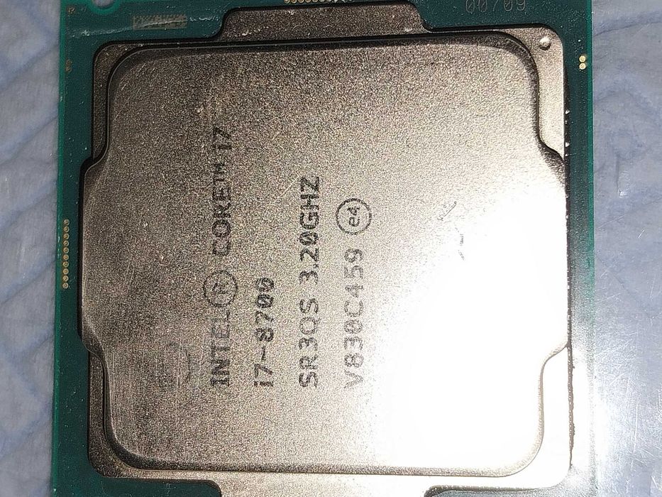 Procesor i7 8700 4.6ghz 12 threads 12mb cache