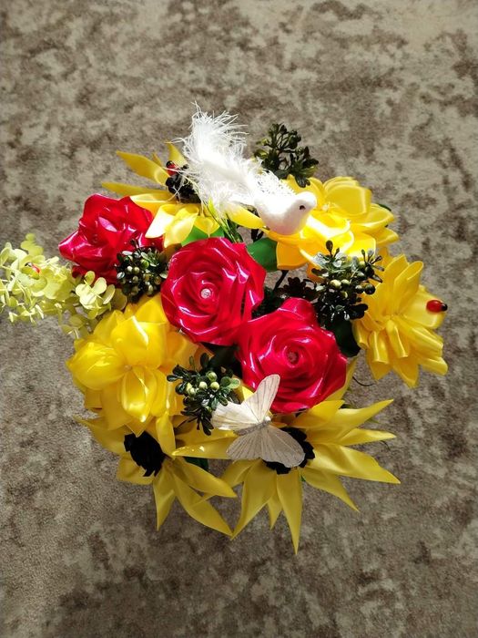 Aranjamente din satin și săpun