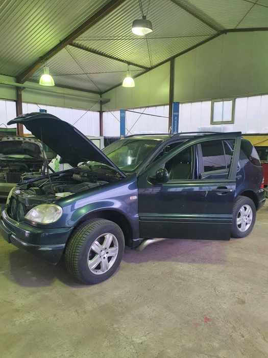 Mercedes Benz ML 320 w163 Мерседес Бенц МЛ 320