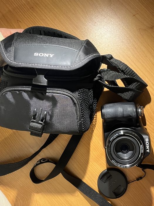 Фотоапарат Sony DSC-H300 + чантичка
